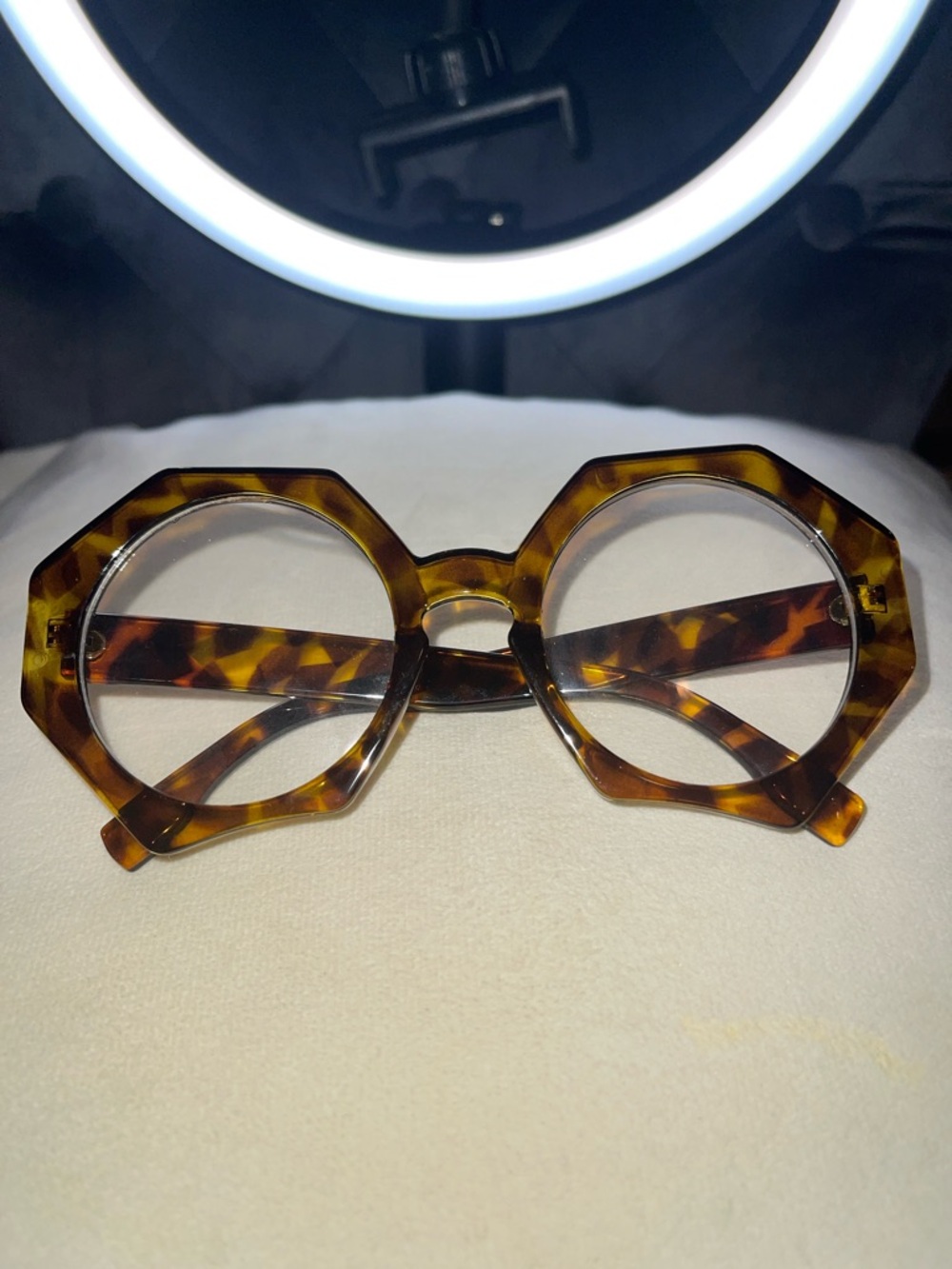 Tortoiseshell Geometric Round Women's Sunglasses